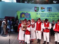 gorące podziękowania wiernej publiczności za sekundowanie...