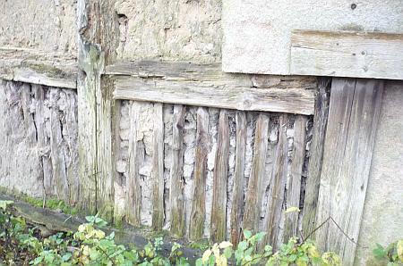 Węgorza, Budownictwo szachulcowe