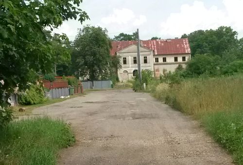 Konarzewo. Pałac w ruinie
