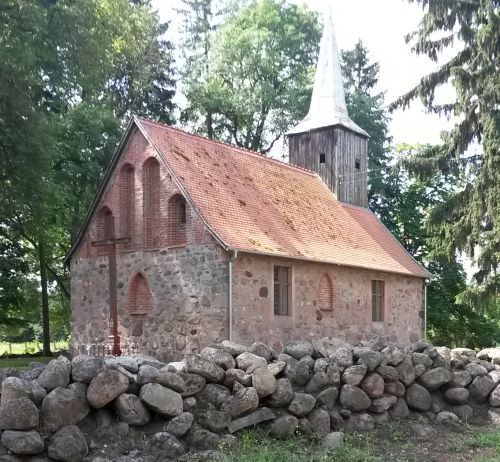 Jarchlino. Kościół.